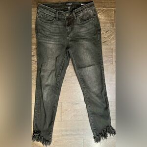 Judy Blue Jeans Womens 7/28 Black Skinny Fit Faded Frayed Raw Hem Stretch Denim